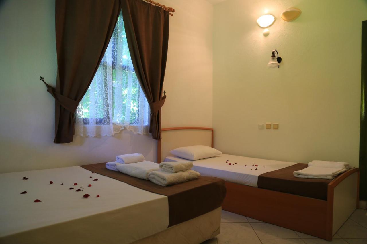 Tunays Pansiyon Bed & Breakfast Çıralı Bilik gambar