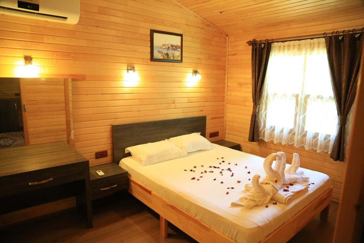 Tunays Pansiyon Bed & Breakfast Çıralı Luaran gambar