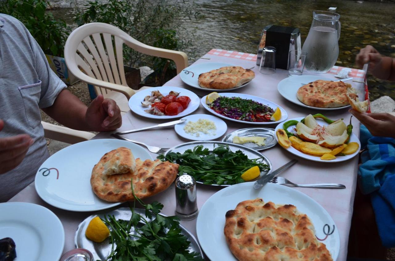 Tunays Pansiyon Bed & Breakfast Çıralı Luaran gambar