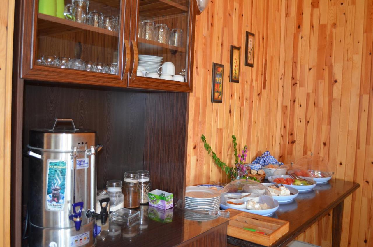Tunays Pansiyon Bed & Breakfast Çıralı Luaran gambar
