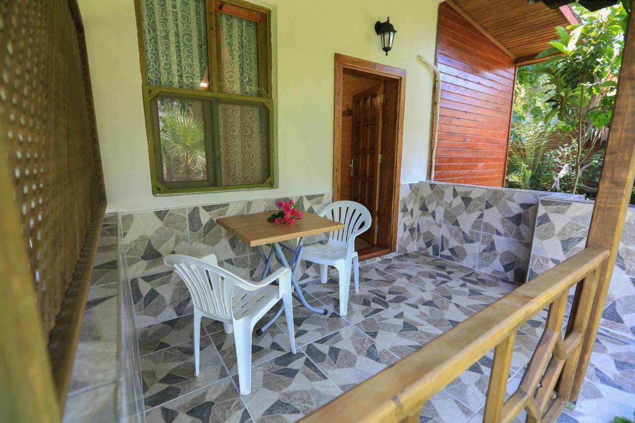 Tunays Pansiyon Bed & Breakfast Çıralı Luaran gambar