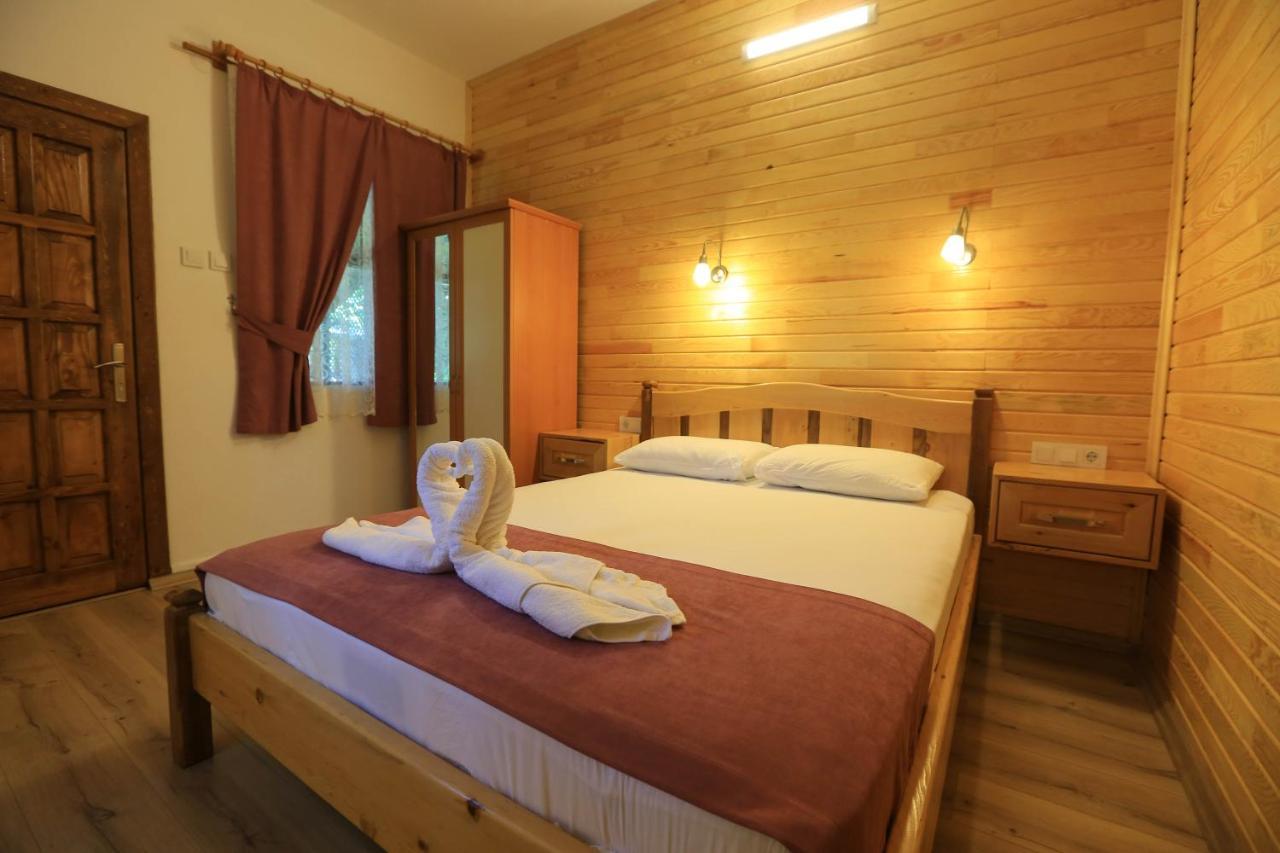 Tunays Pansiyon Bed & Breakfast Çıralı Luaran gambar